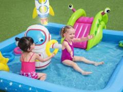 Play Pool Play Center Astronaut