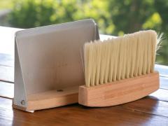 Table dustpan and brush