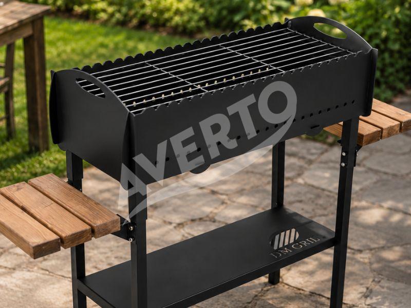 Grill mit Ablagen Universal