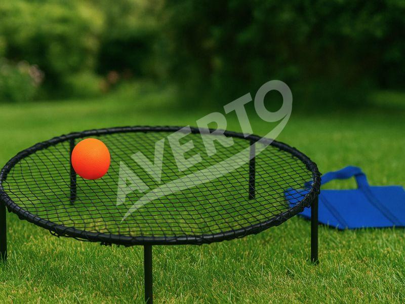 Spikeball spēle