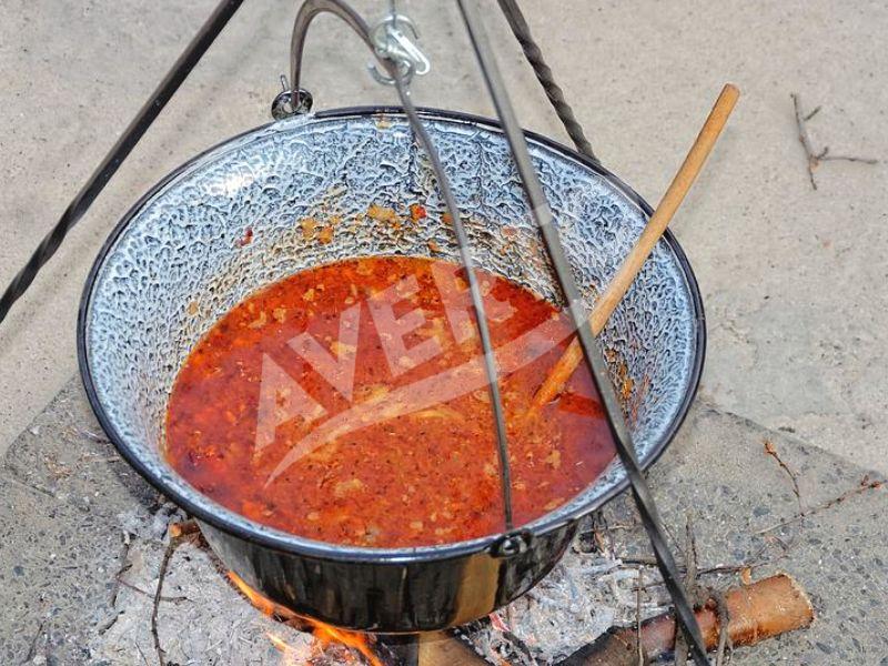 14 l emaljēts katls Gulash